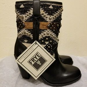 NWT Frye "Jenny Navajo Short" Boots women's 7.5
